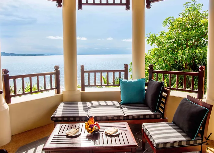 Сity center hotels Intercontinental Pattaya By Ihg